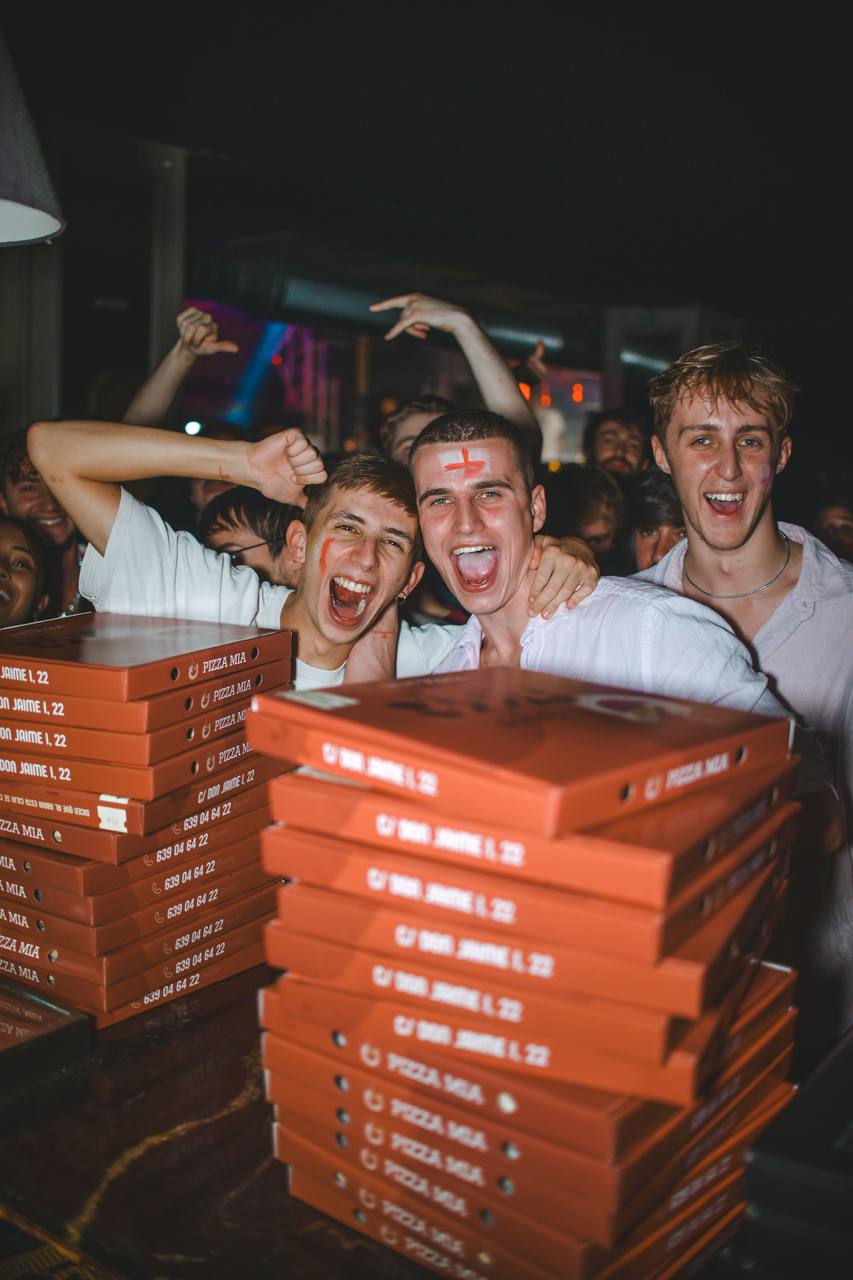 5836799270831899685 (2)